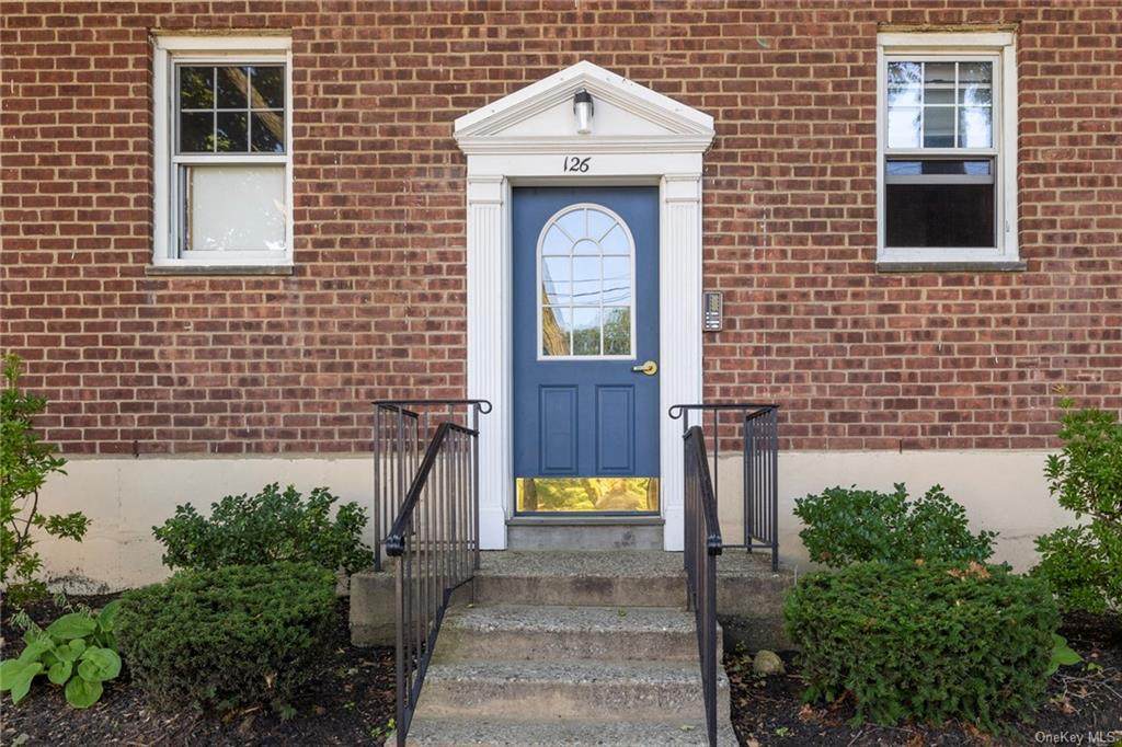 126 Underhill Avenue - Photo 1