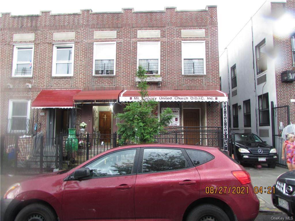 1648 Montgomery Avenue - Photo 1