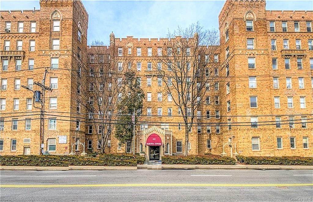 219 Bronx River Road - Photo 1