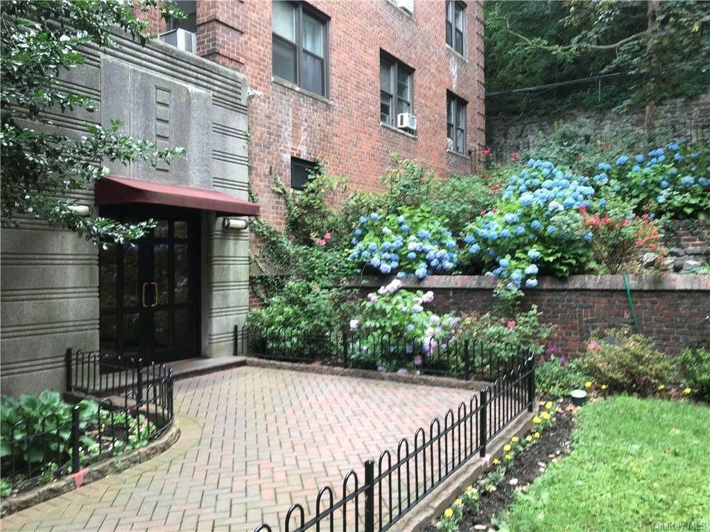 3015 Riverdale Avenue - Photo 1