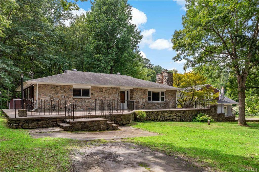 18 Mountain Road - Photo 1