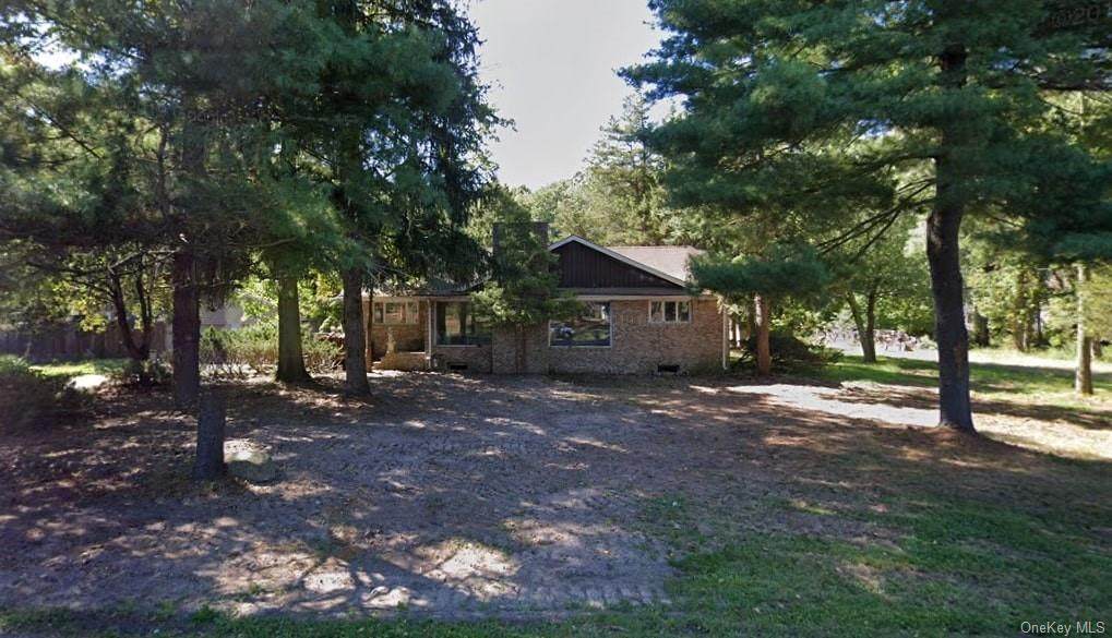 192 Strawtown Road - Photo 1