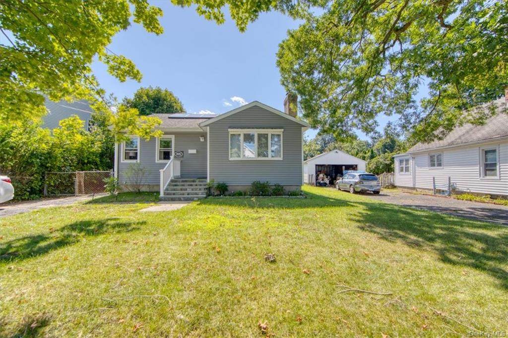 195 Dahl Avenue - Photo 1