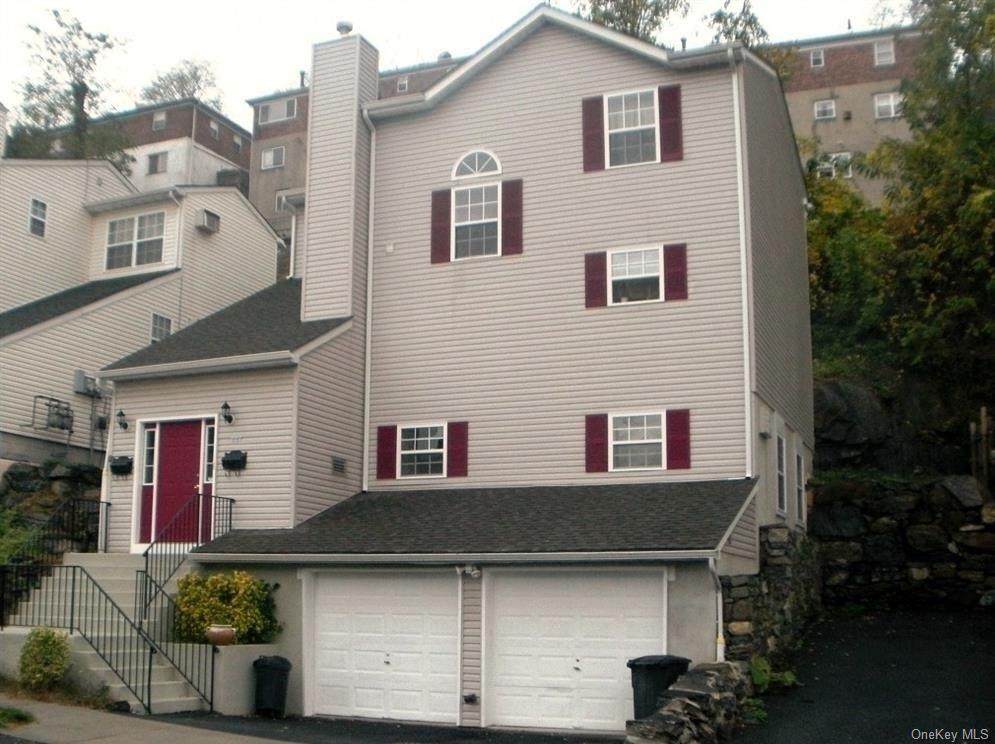 227 Mary Lou Avenue - Photo 1