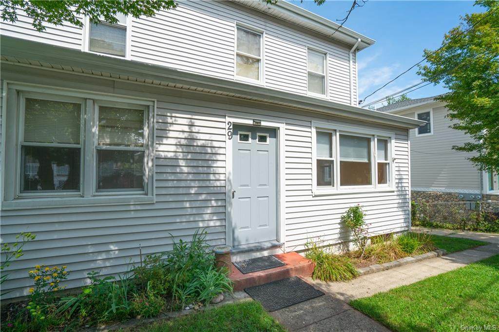 29 Devoe Street - Photo 1