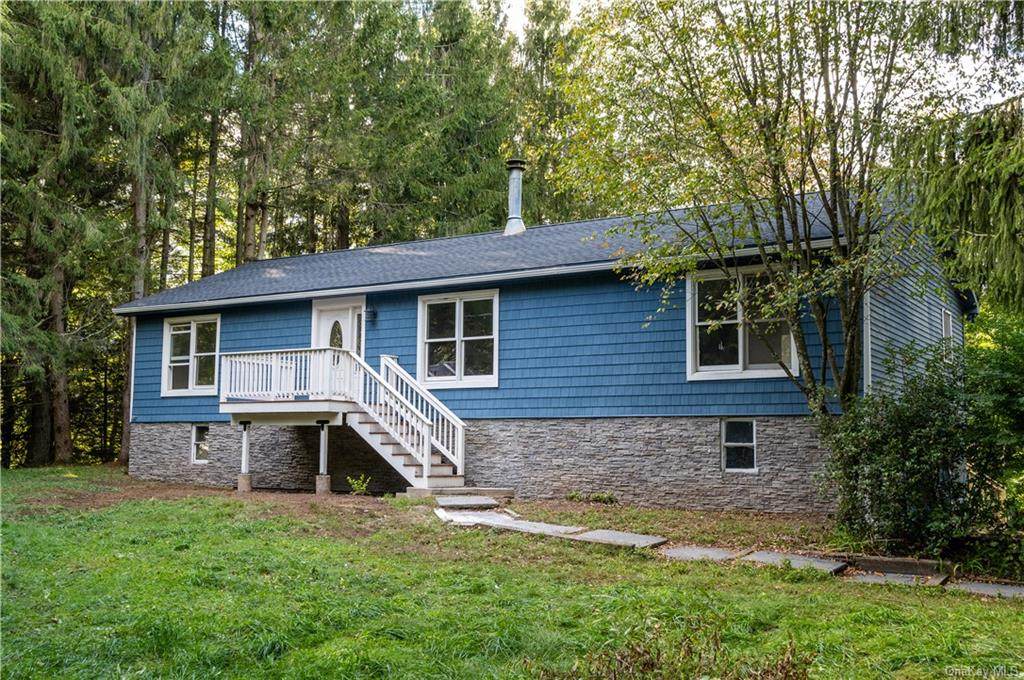 124 Pine Tree Road - Photo 1