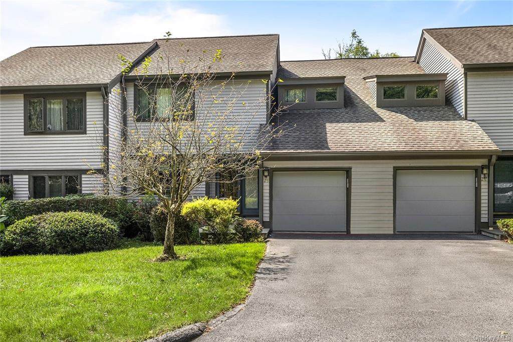 25 Adela Court - Photo 1