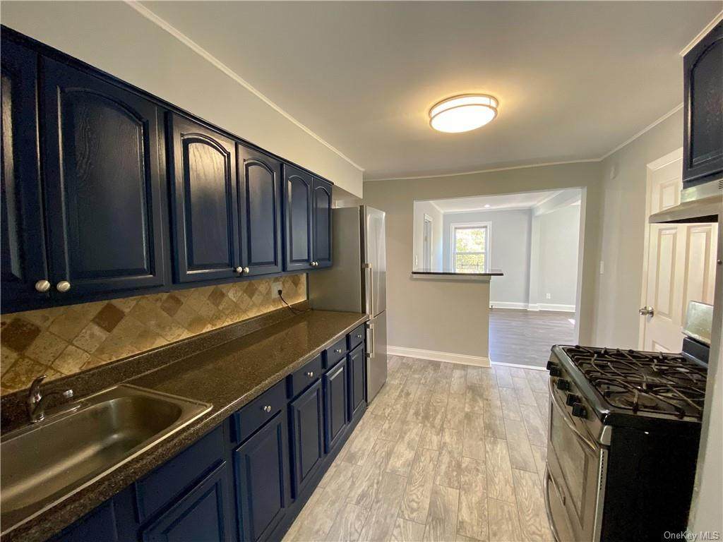 207 Edward Place - Photo 1