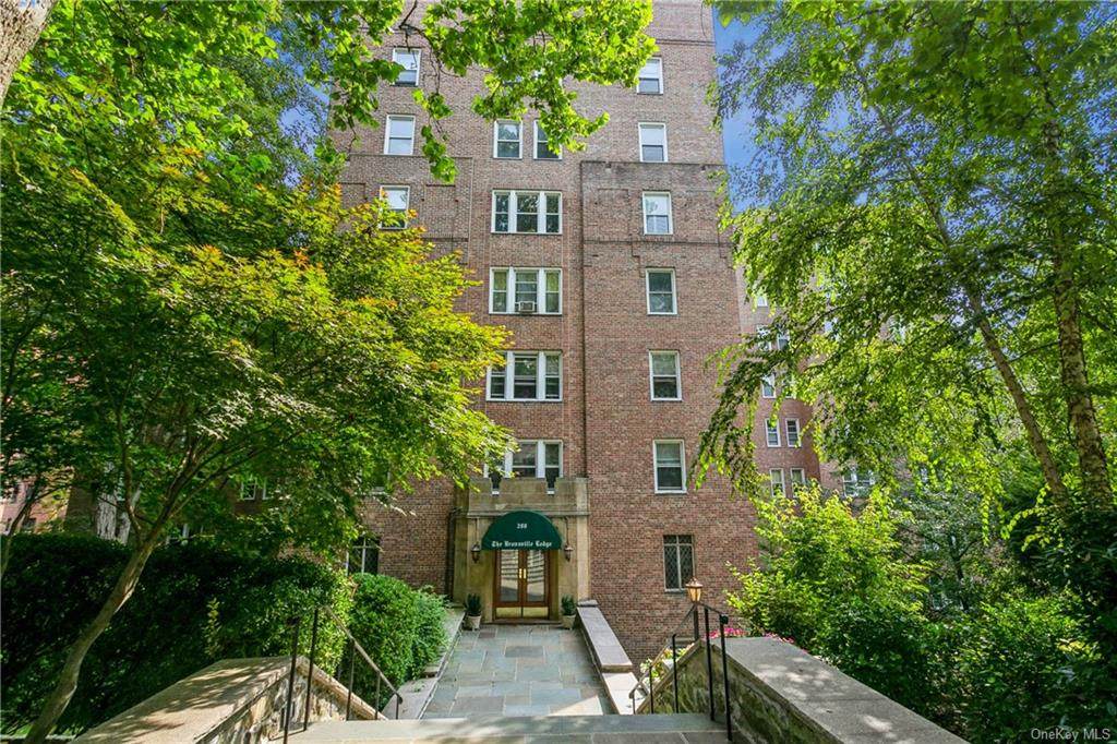 280 Bronxville Road - Photo 1