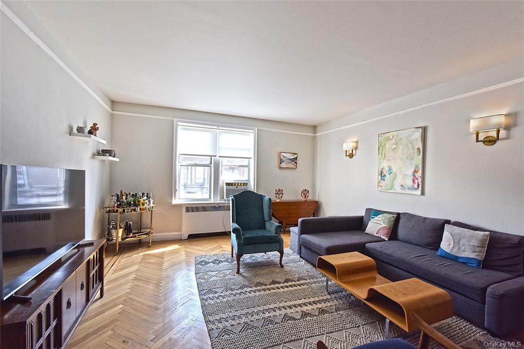 680 204 Street - Photo 1