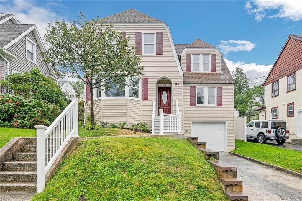 93 Trenton Avenue - Photo 1