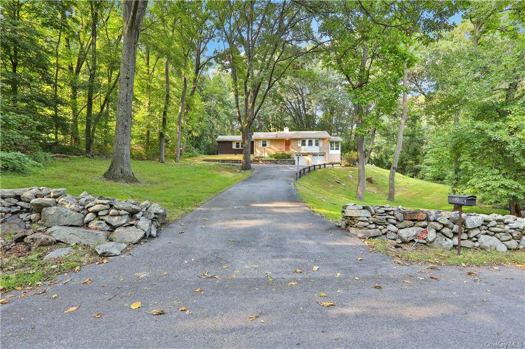 2 Catalpa Road - Photo 1
