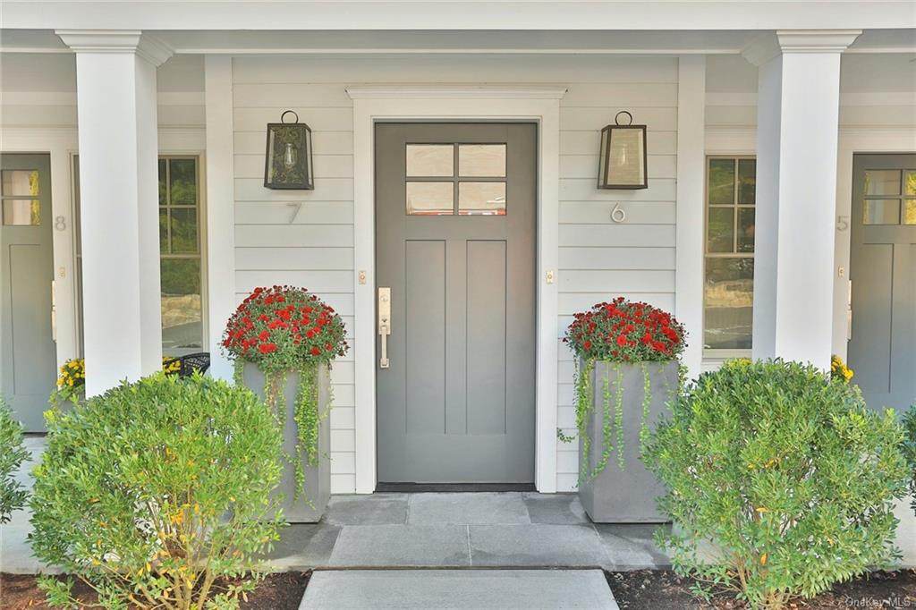 470 Main Street - Photo 1
