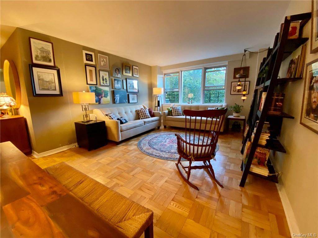 3135 Johnson Avenue - Photo 1