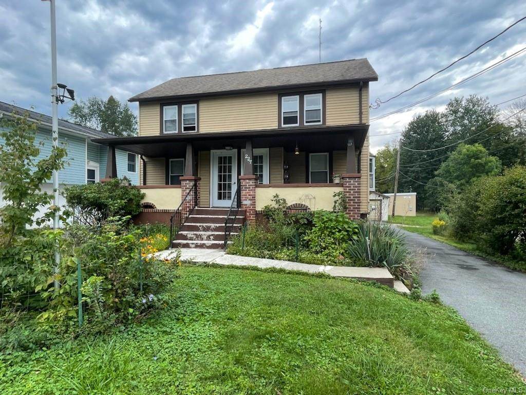 227 Monhagen Avenue - Photo 1