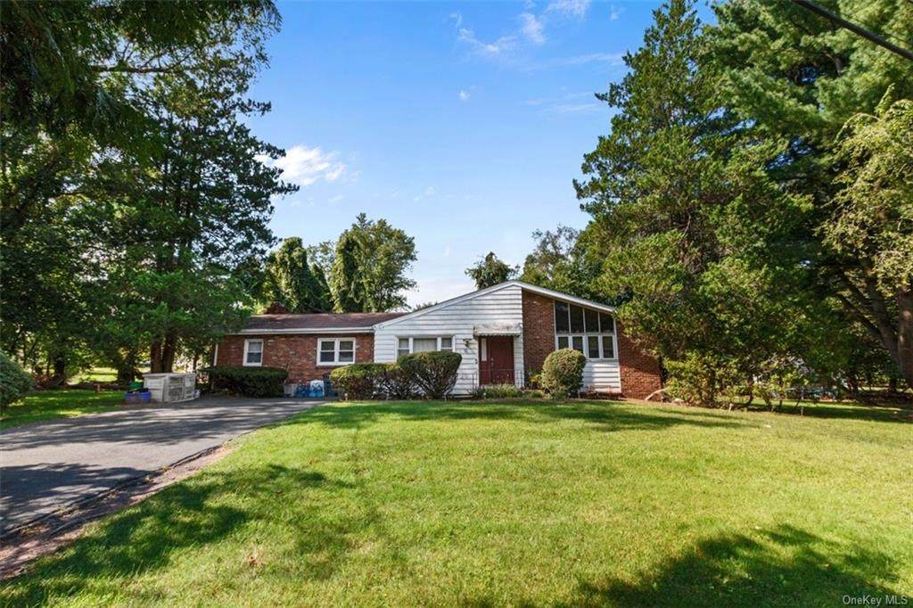 18 Parker Boulevard - Photo 1