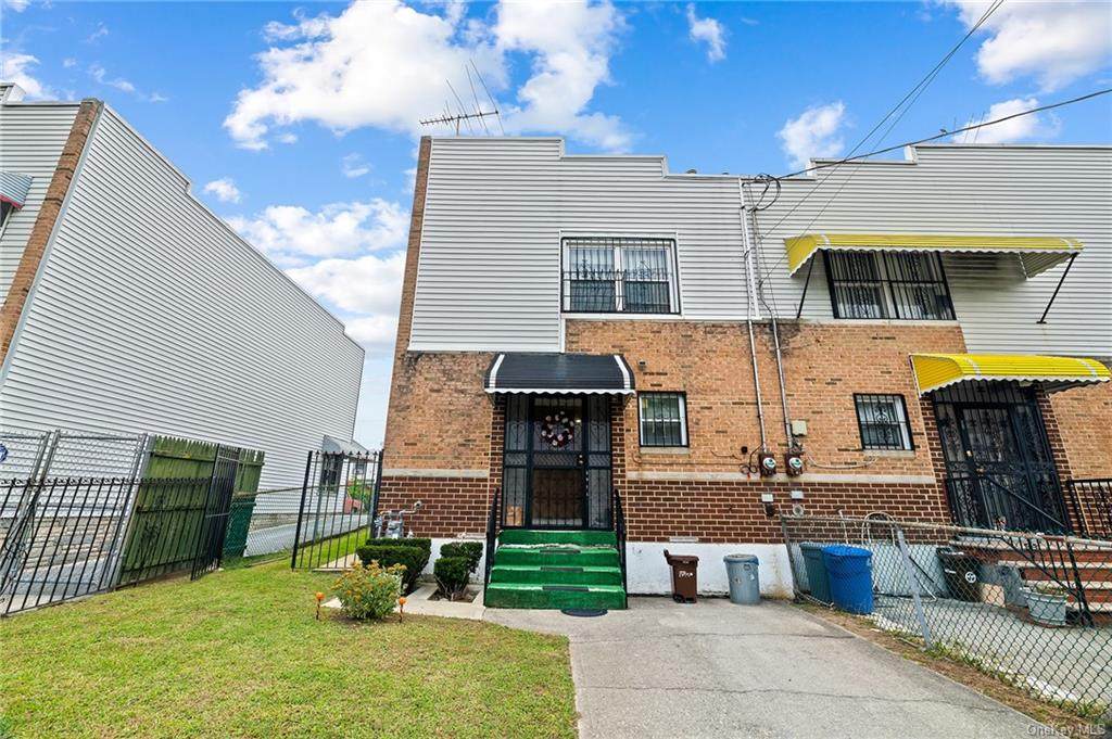 2875 32nd Street - Photo 1