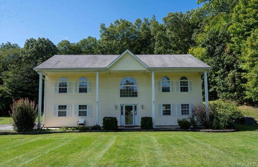 33 Chestnut Lane - Photo 1