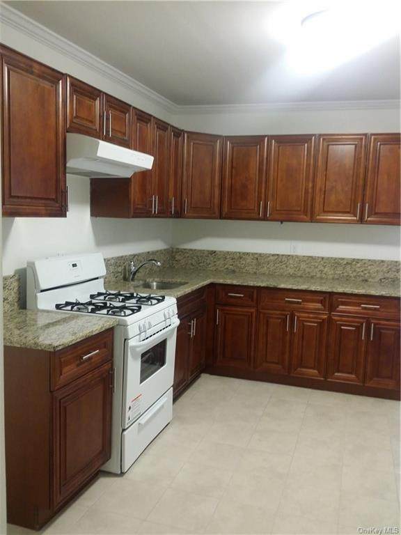 232 Fifth Avenue - Photo 1