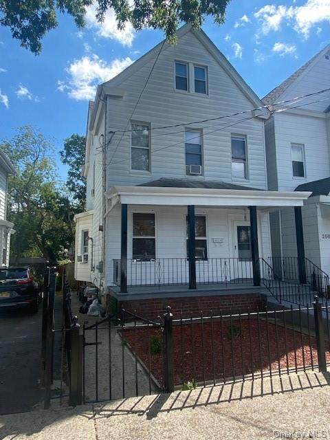 2582 Poplar Street - Photo 1