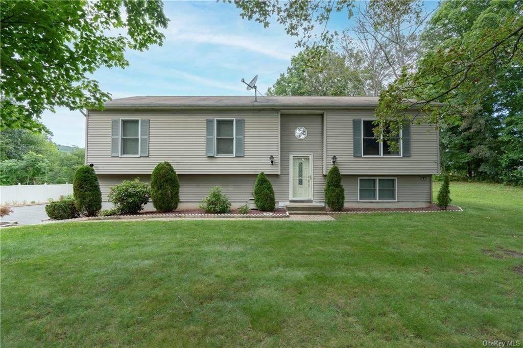 15 Hasbrouck Avenue - Photo 1
