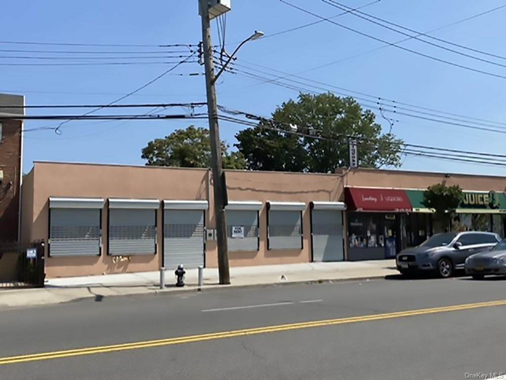 220 Soundview Avenue - Photo 1