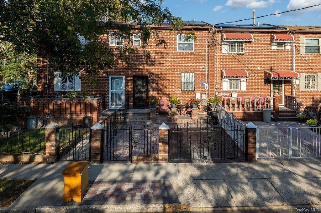 433 Christopher Avenue - Photo 1