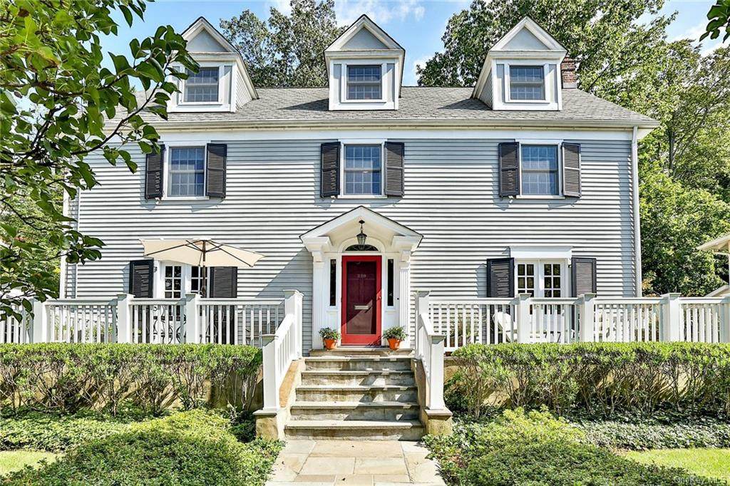 220 Highbrook Avenue - Photo 1
