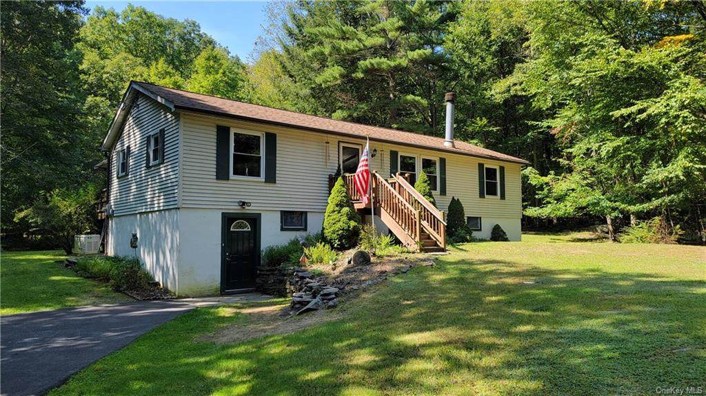 39 Forest Pond Road - Photo 1