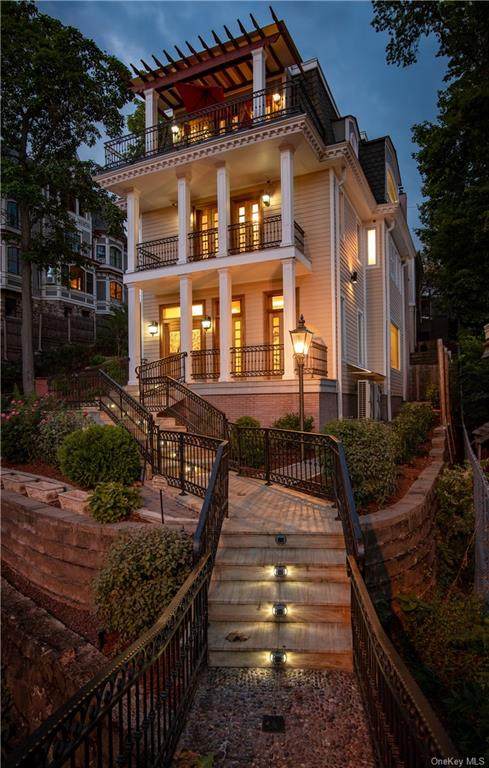 184 Main Street - Photo 1