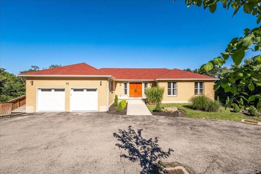 82 Mountain Lane - Photo 1