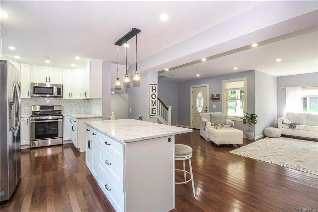 300 Washington Avenue - Photo 1