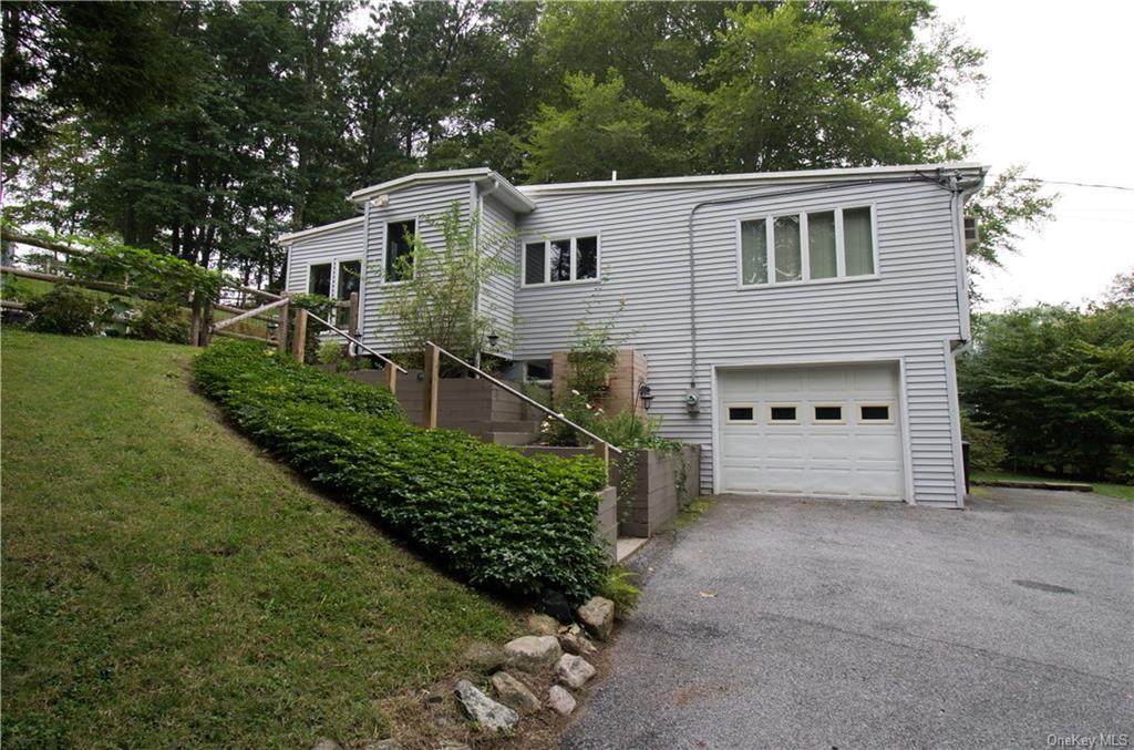 2495 Hunterbrook Road - Photo 1