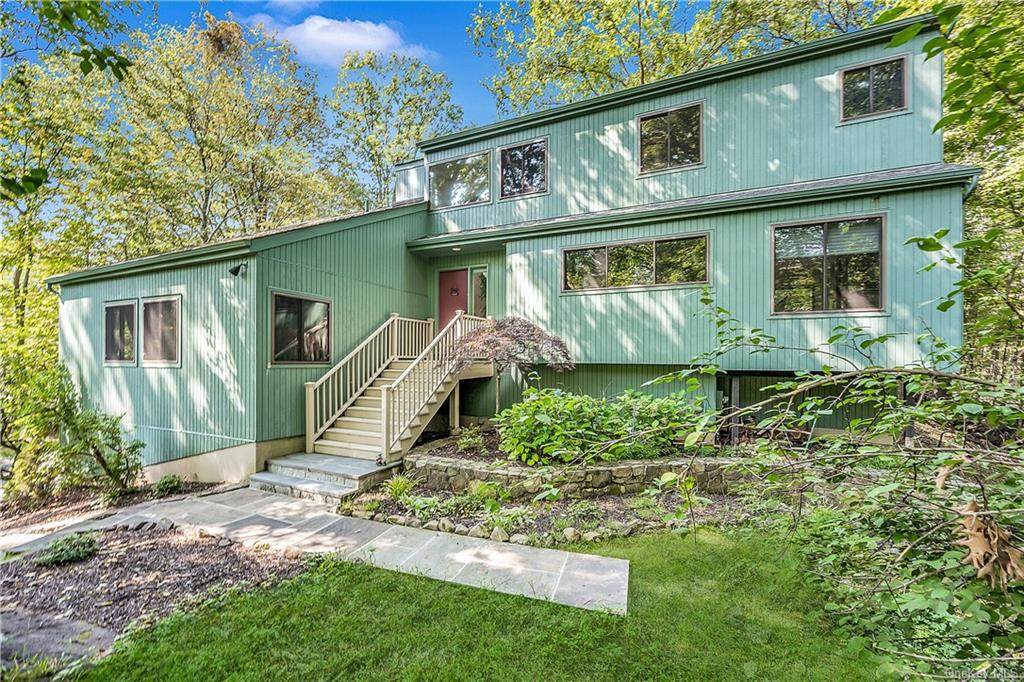 18 Westminster Drive - Photo 1