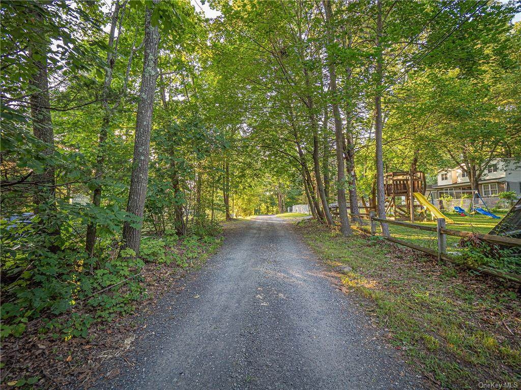 8 Kennedy Lane - Photo 1