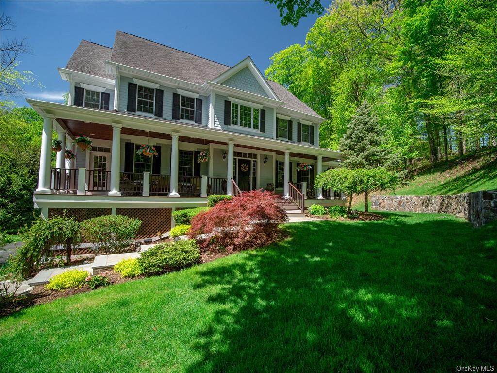 2020 Beekman Court - Photo 1