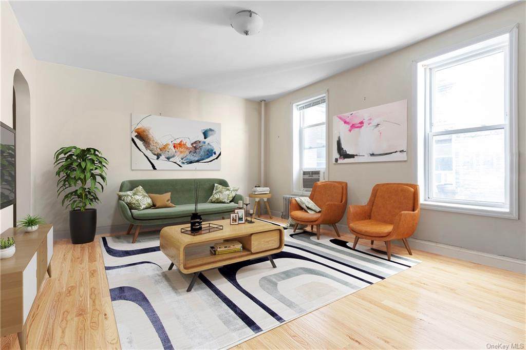 811 Walton Avenue - Photo 1