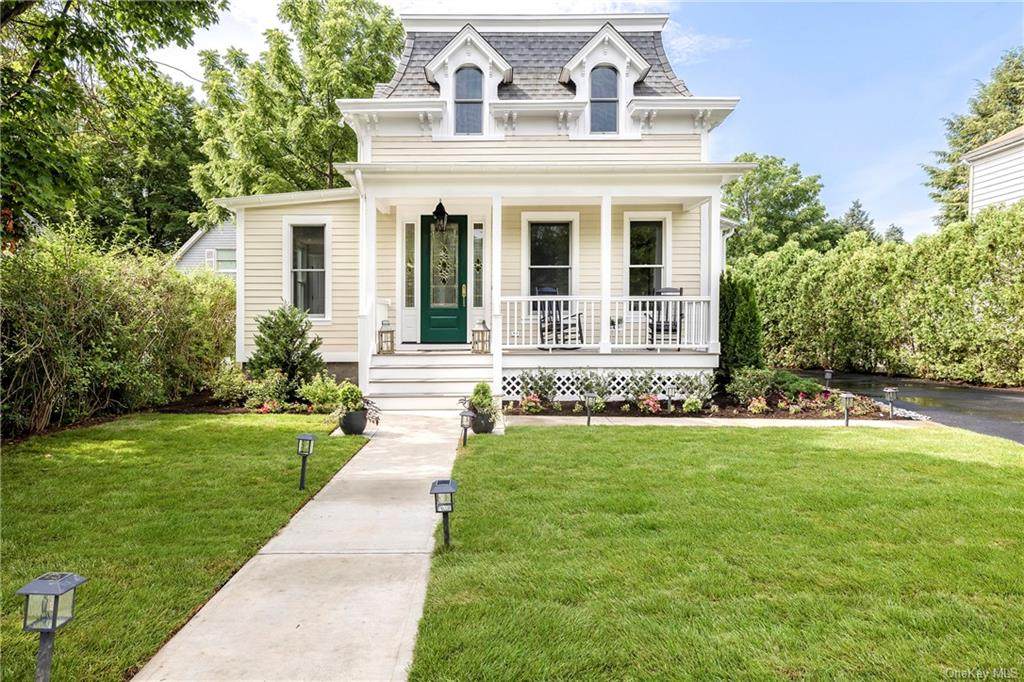32 St. Marks Place - Photo 1