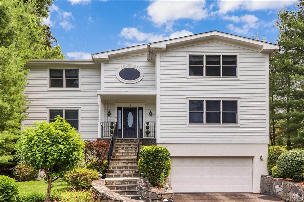 19 Grandview Avenue - Photo 1