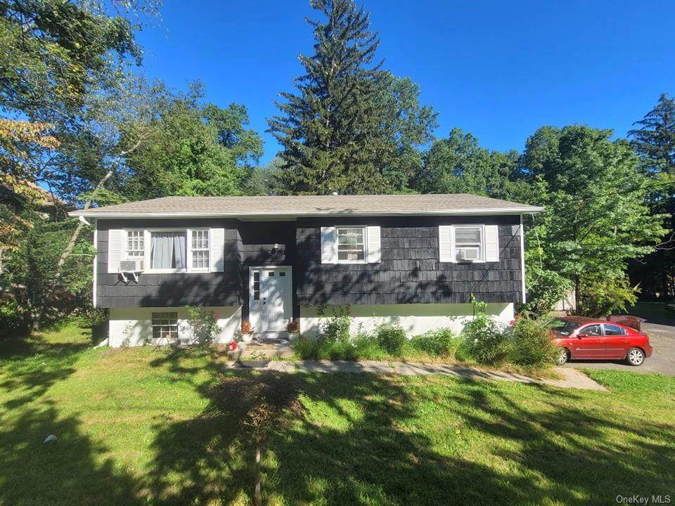 275 Clarkstown Road - Photo 1