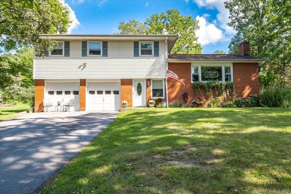 16 Manor Drive - Photo 1