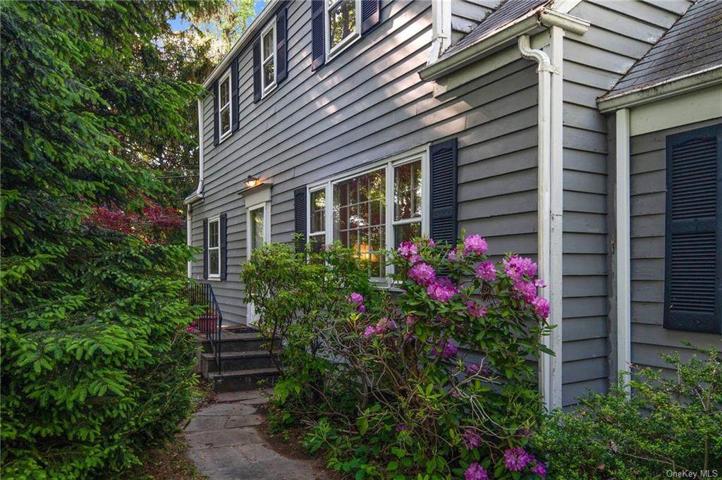 15 Westchester Avenue - Photo 1