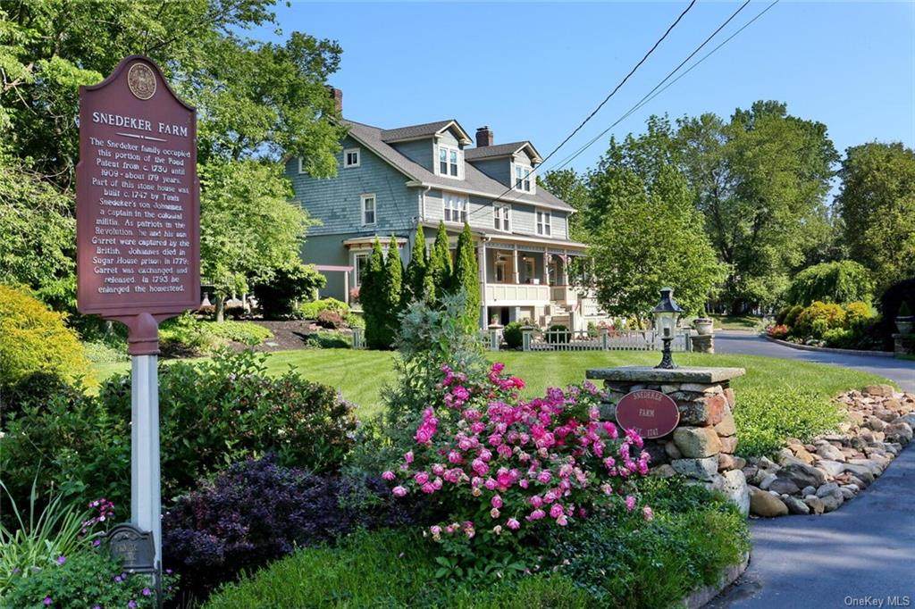 81 Snedecker Avenue - Photo 1