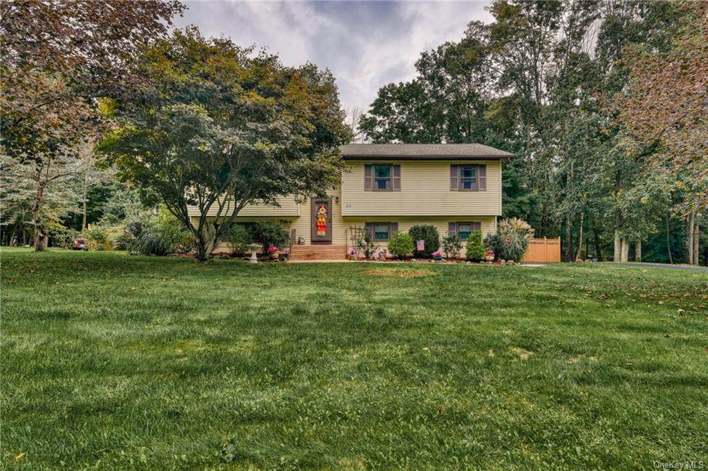 30 Wedgewood Lane - Photo 1