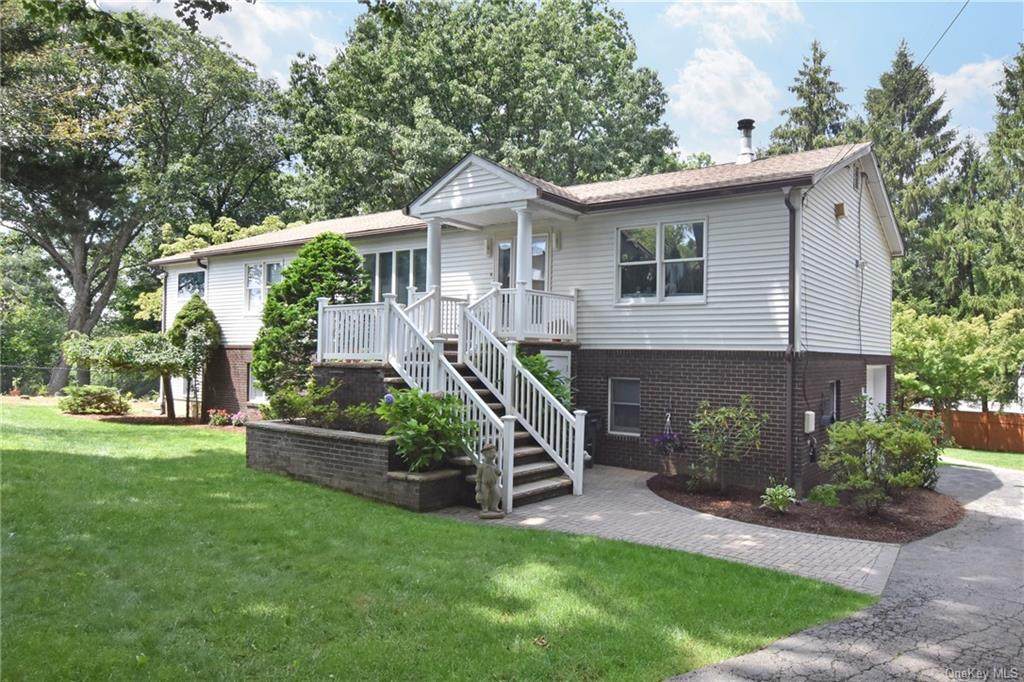 250 Forest Boulevard - Photo 1