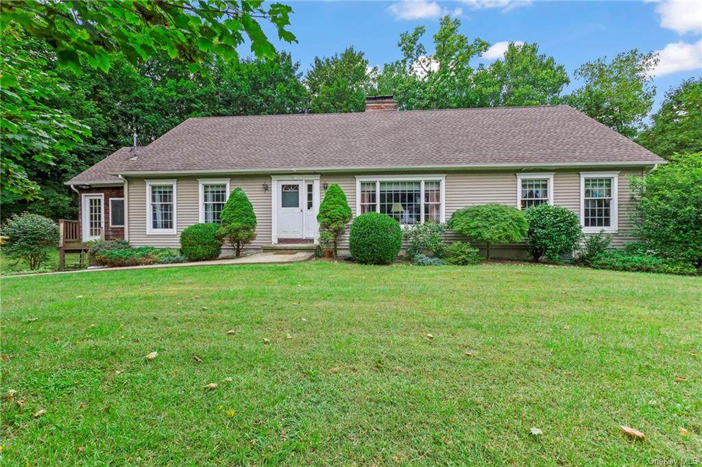 44 Lacona Drive - Photo 1
