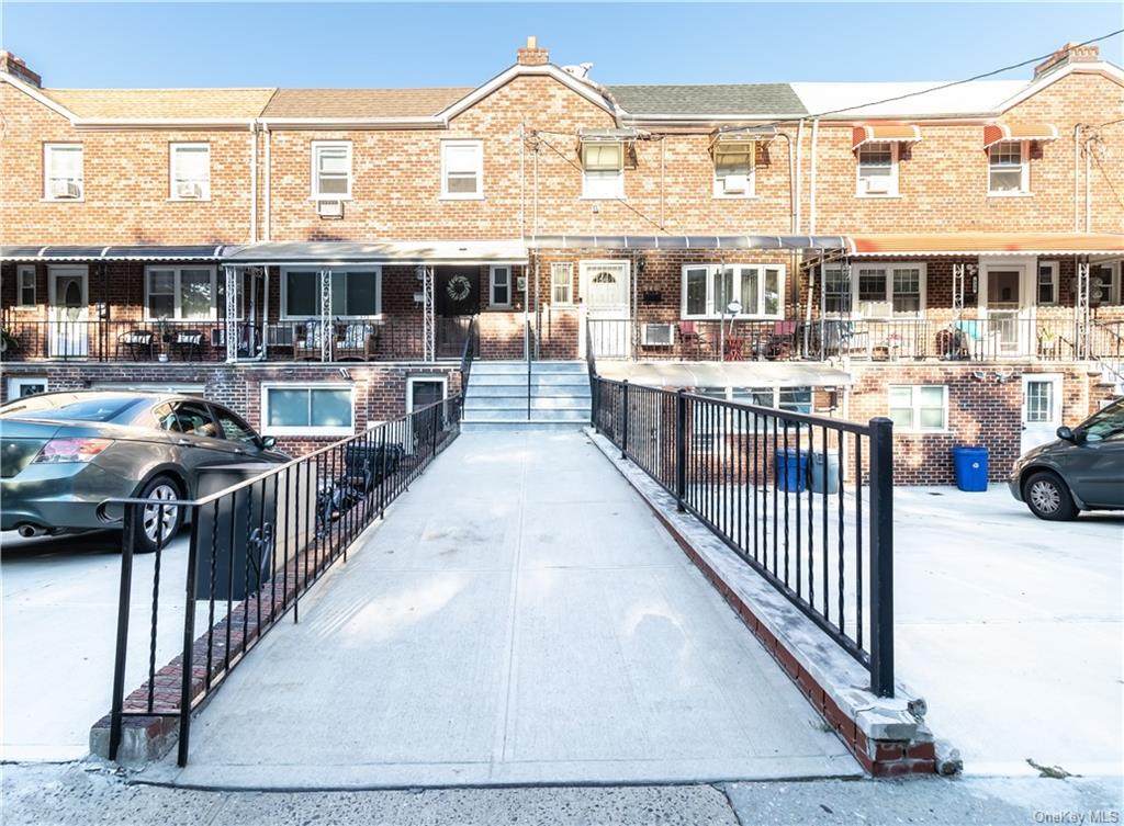 940 Balcom Avenue - Photo 1