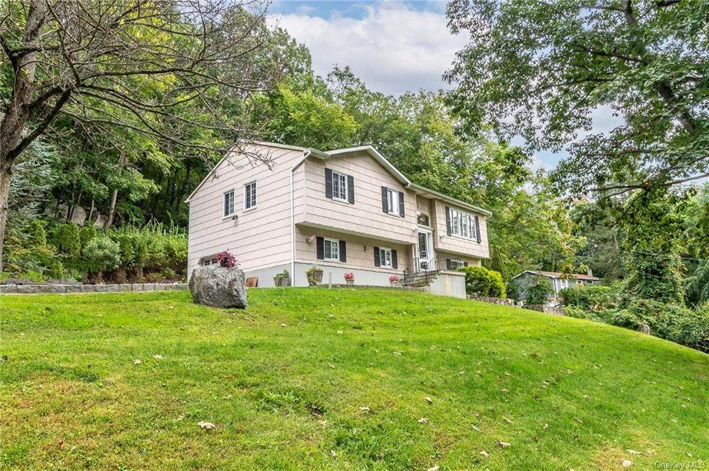 208 Buckshollow Road - Photo 1