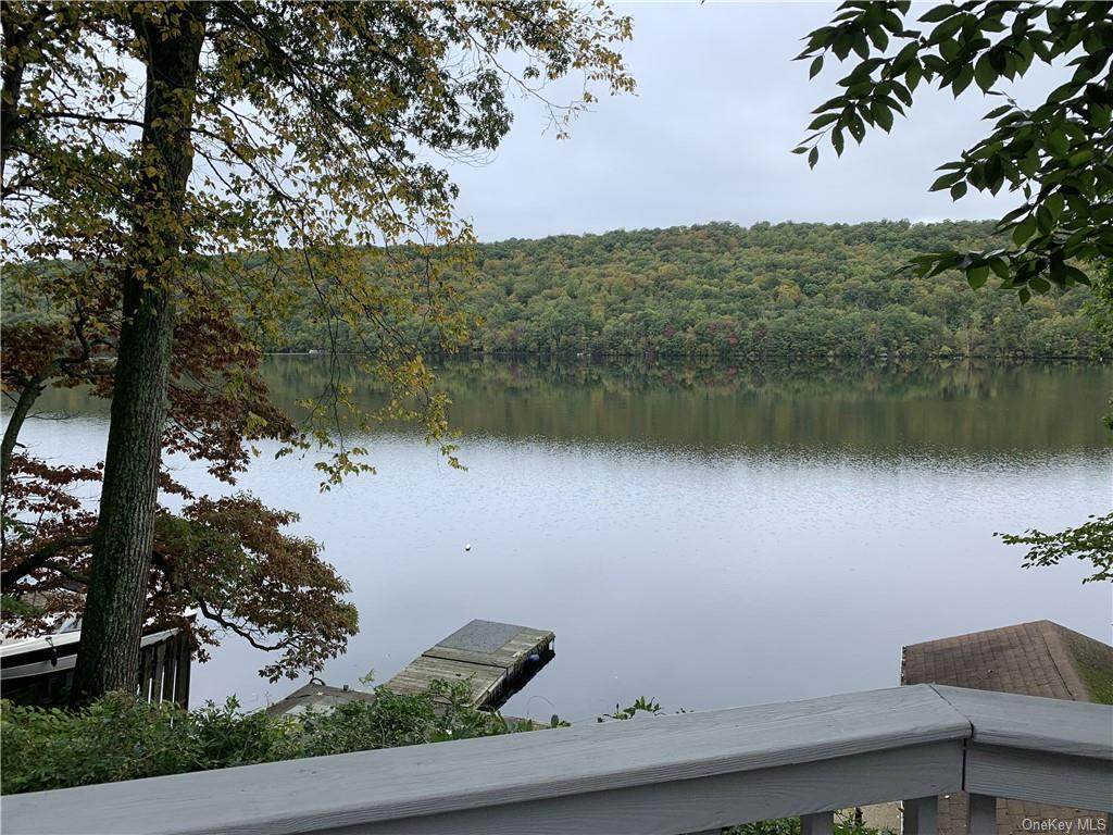 15 Chippewa Road - Photo 1