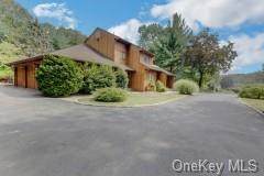 84 Park Lane - Photo 1